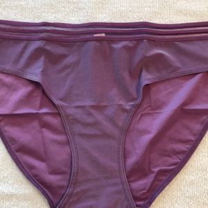 Victoria’s Secret Bikini Panty Size M NWT